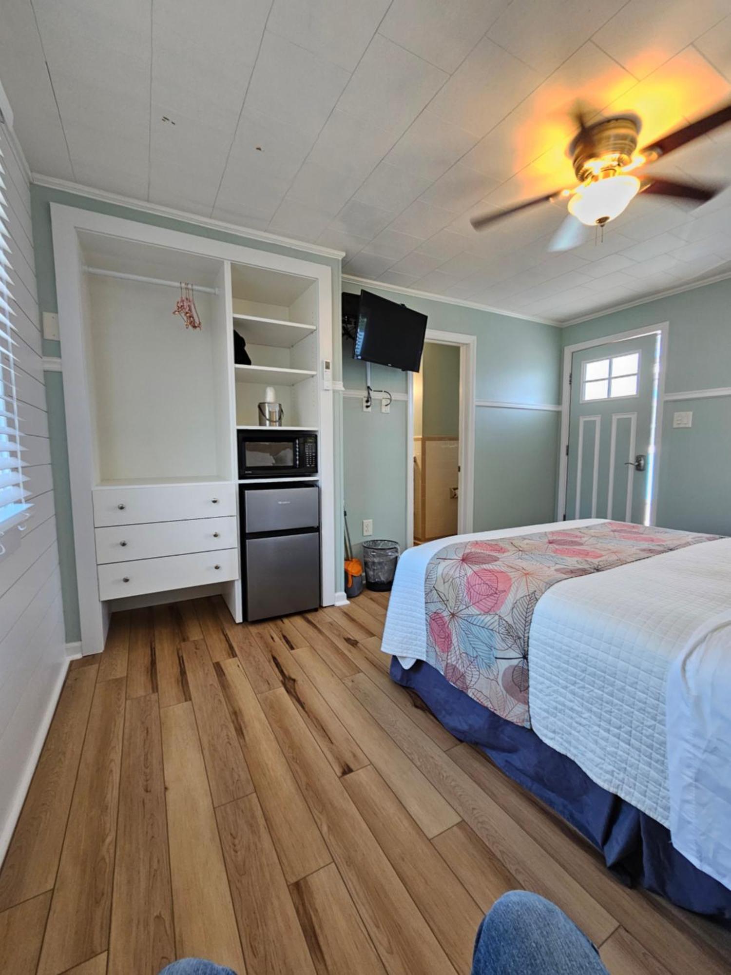 Island Guesthouse And Motel Obx 曼蒂奥 外观 照片
